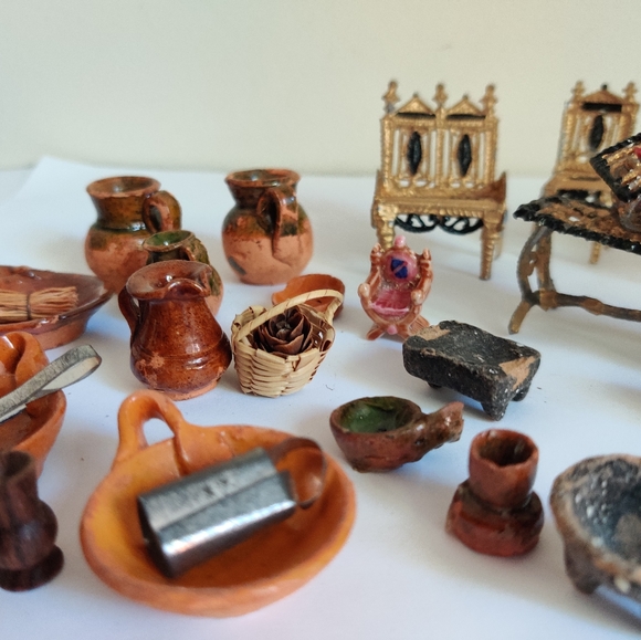 Vintage Dollhouse miniature furniture and dishes sets - Picture 5 of 12